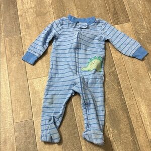 Carters Dino Sleeper 6-9m